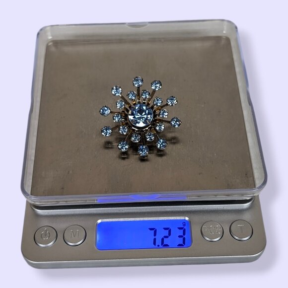 V. Blue Glass Rhinestone Brooch - Picture 6 of 6